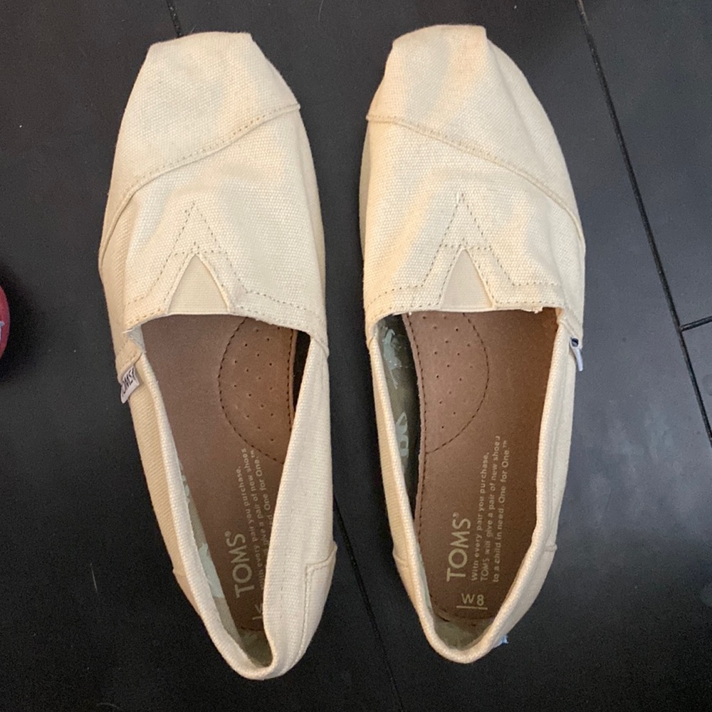 Cream Toms- size 8